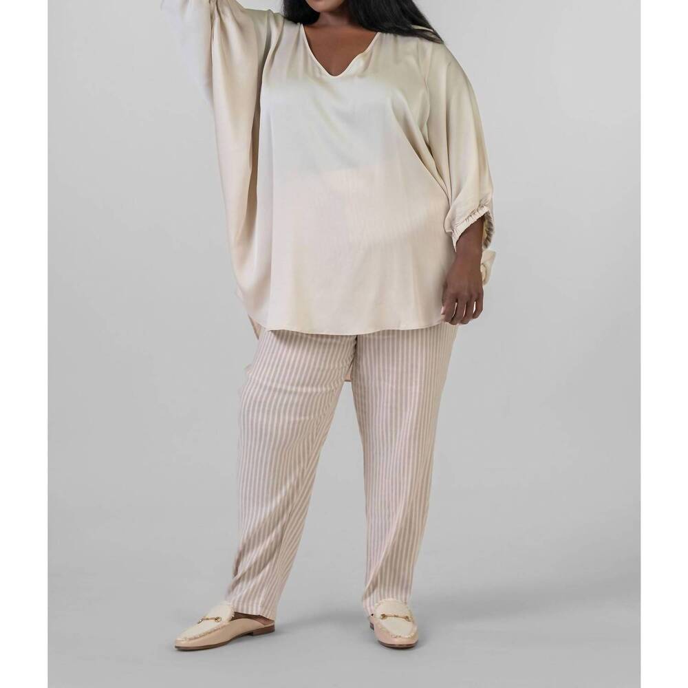 NEW NOUVELLE / SILK95FIVE austin top - plus in almond